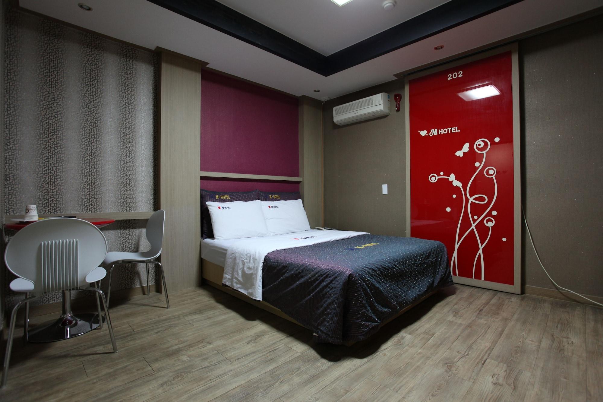 M Motel Songtan Пхьонтхек Екстер'єр фото
